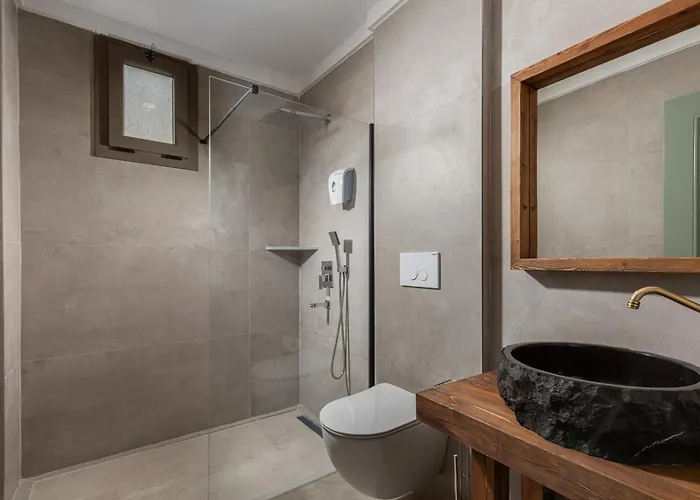 Cumbalica Garden Hotell *