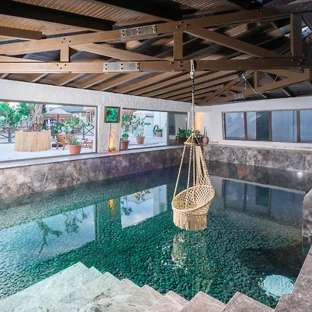 فندق Cumbalica Garden *