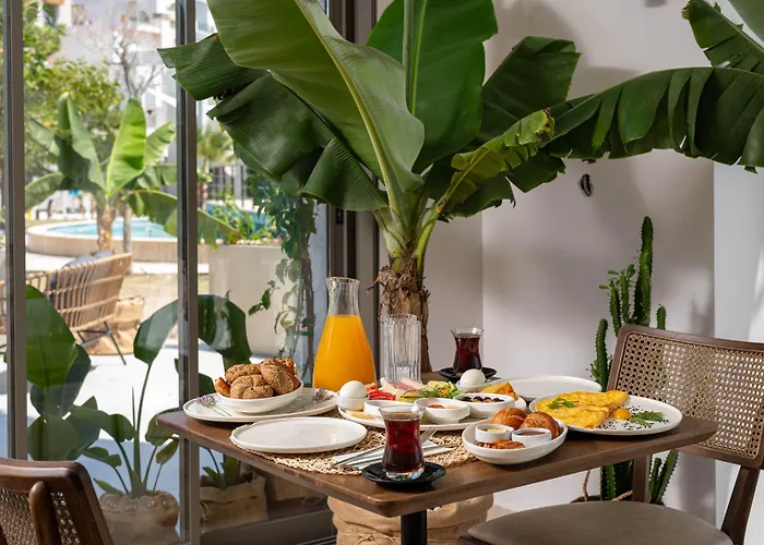 Cumbalıca Garden Otel Çeşme